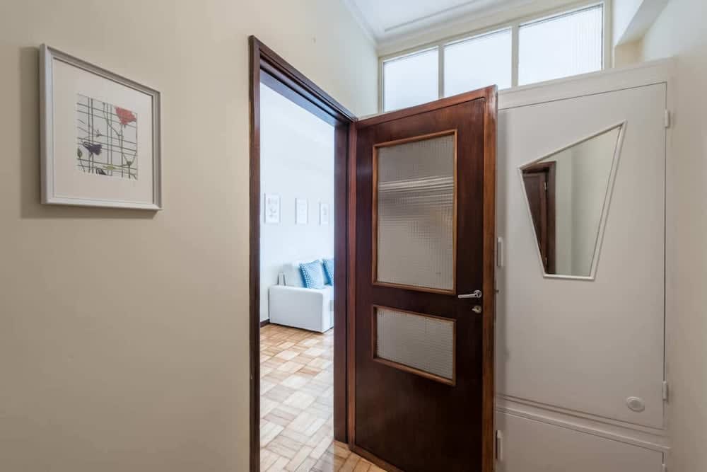 Lyon - Porto - Guestready - Clove's Dance