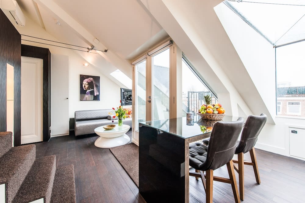 Paris - Amsterdam - Amsterdam Oosterpark by YAYS