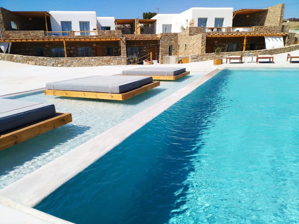 Paris - Mykonos - Myconian Crown Suites