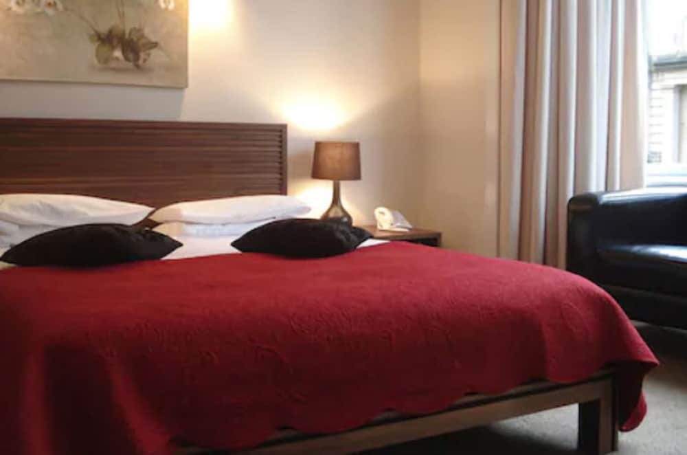 Bordeaux - Glasgow - Sandyford Hotel