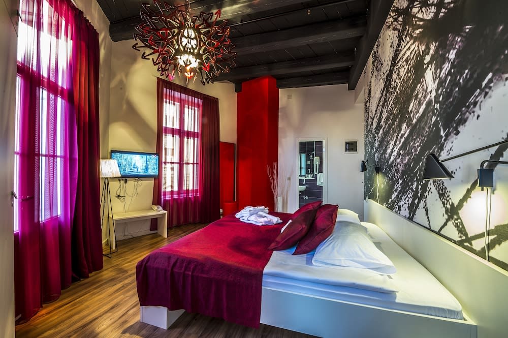 Bâle Mulhouse - Zagreb - Art Hotel Like