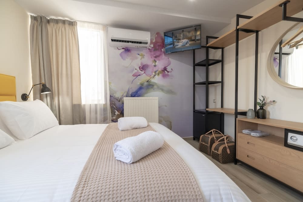 Paris - Athènes - Athens Market Portrait