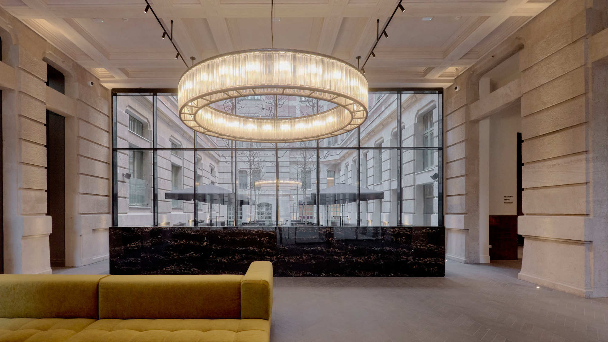 Kozmo Hotel Suites & Spa - Small Luxury Hotels of the World 2