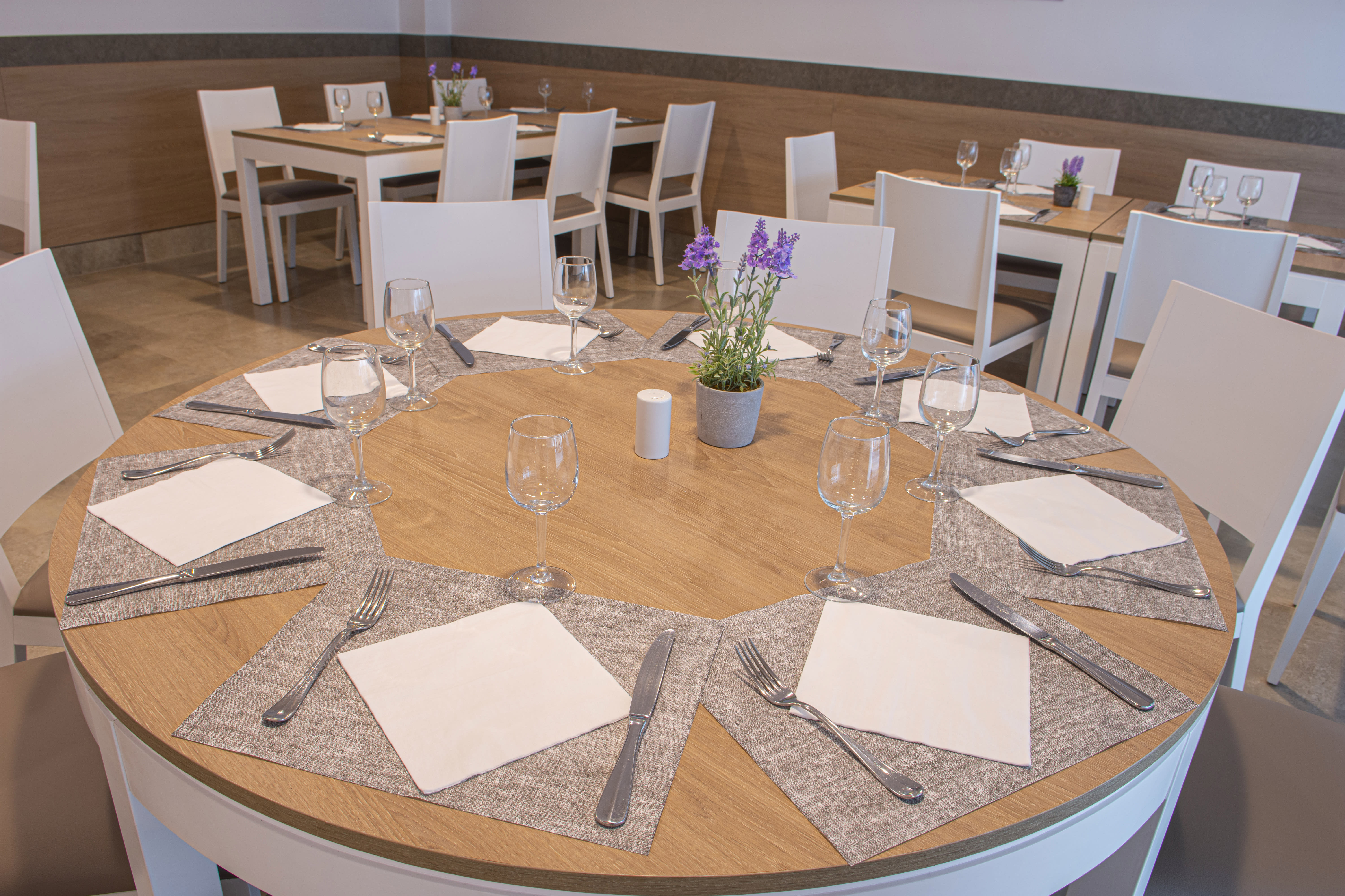 Lyon - Minorque - Loar Ferreries