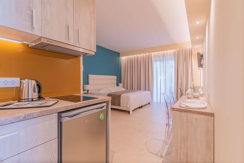 CHRISTA APARTMENTS 1