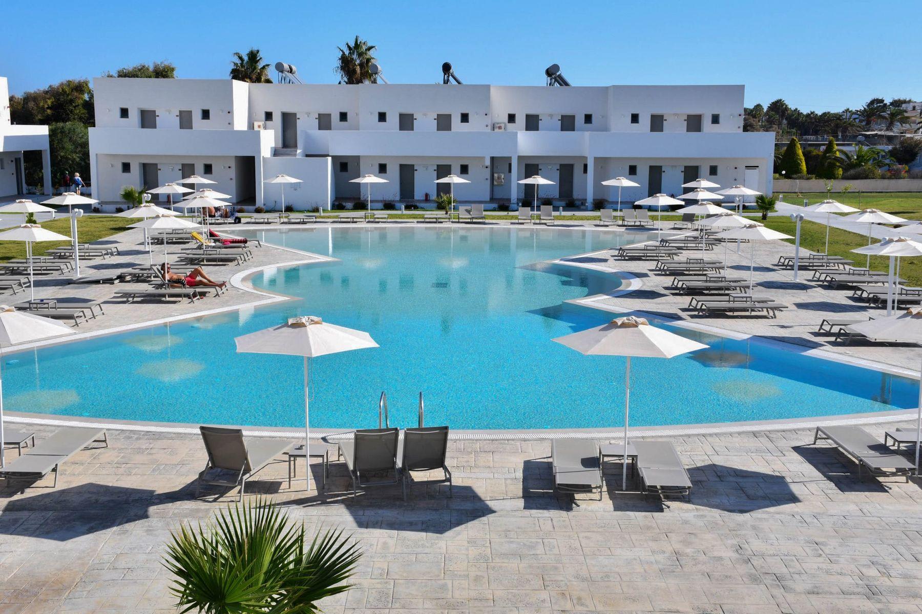 Paris - Cos - LAMBI RESORT