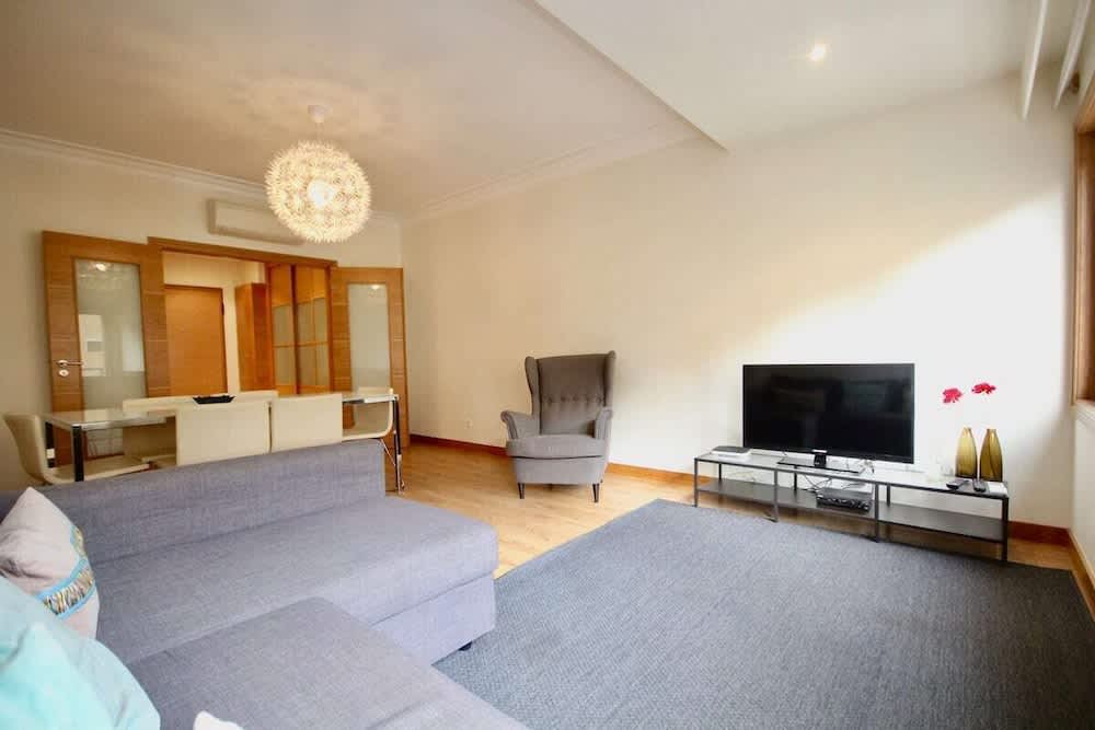 Paris - Lisbonne - Cozy Orange Telheiras Apartment