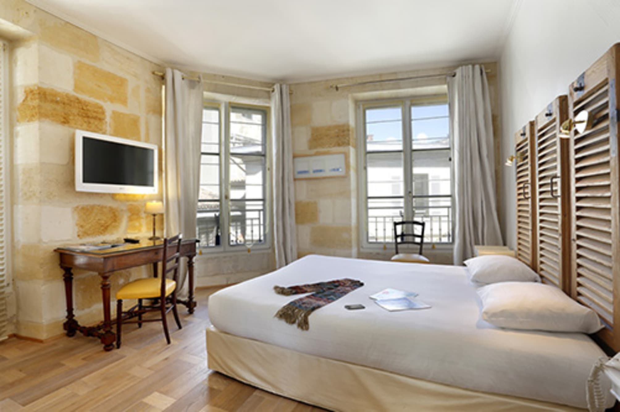 Hôtel La Tour Intendance 4