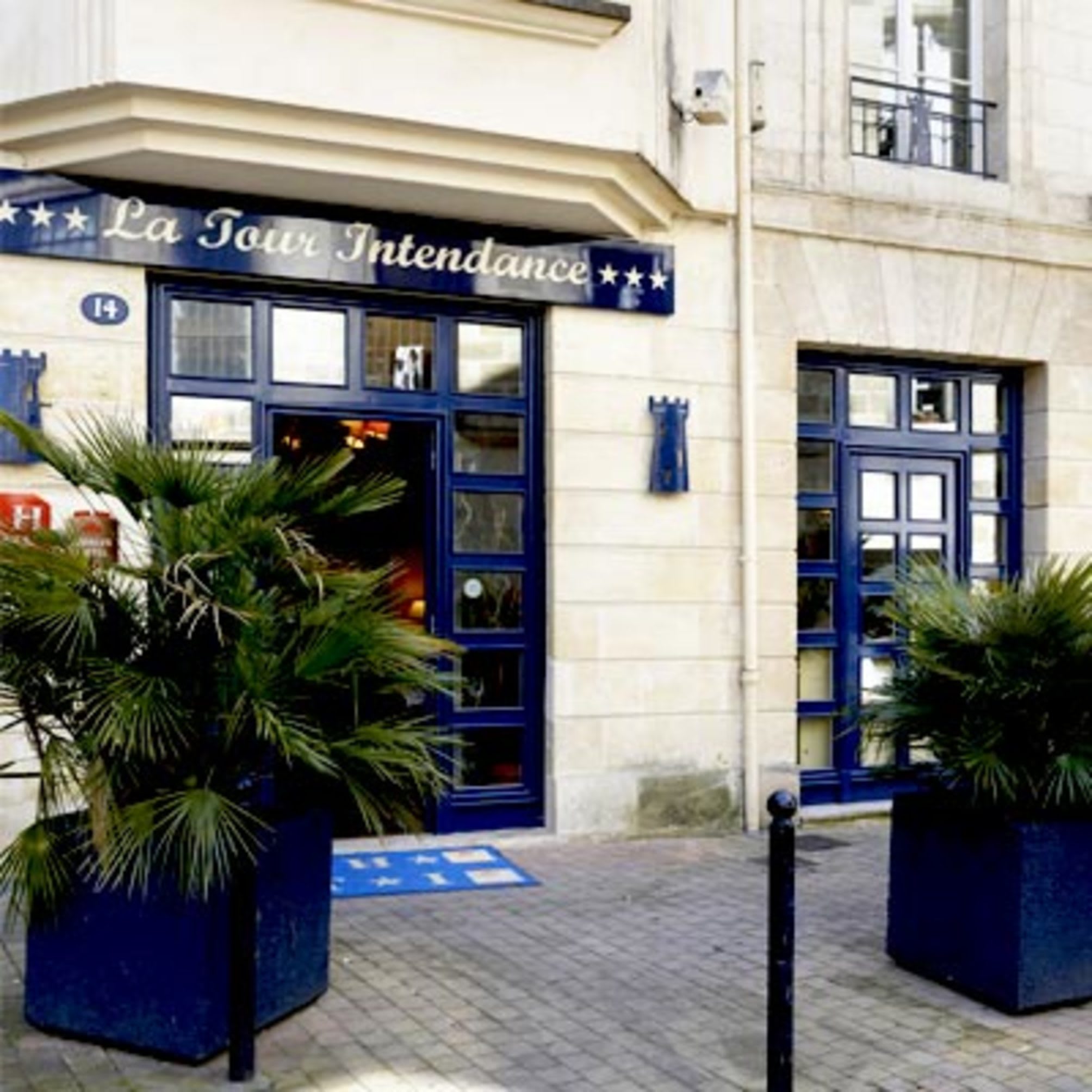 Hôtel La Tour Intendance 2