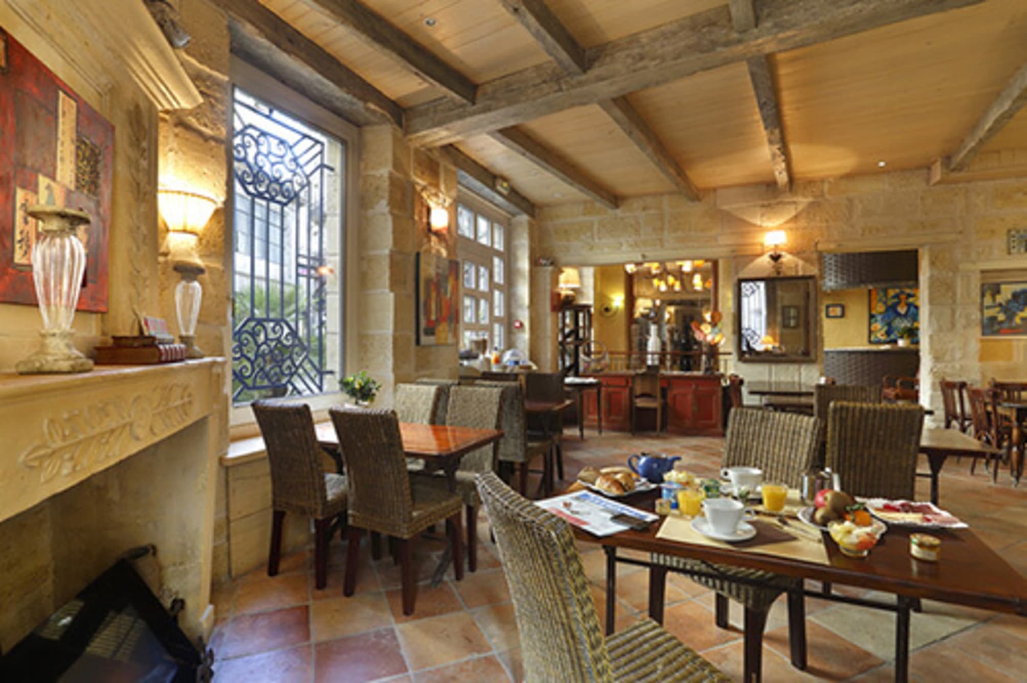 Hôtel La Tour Intendance 3