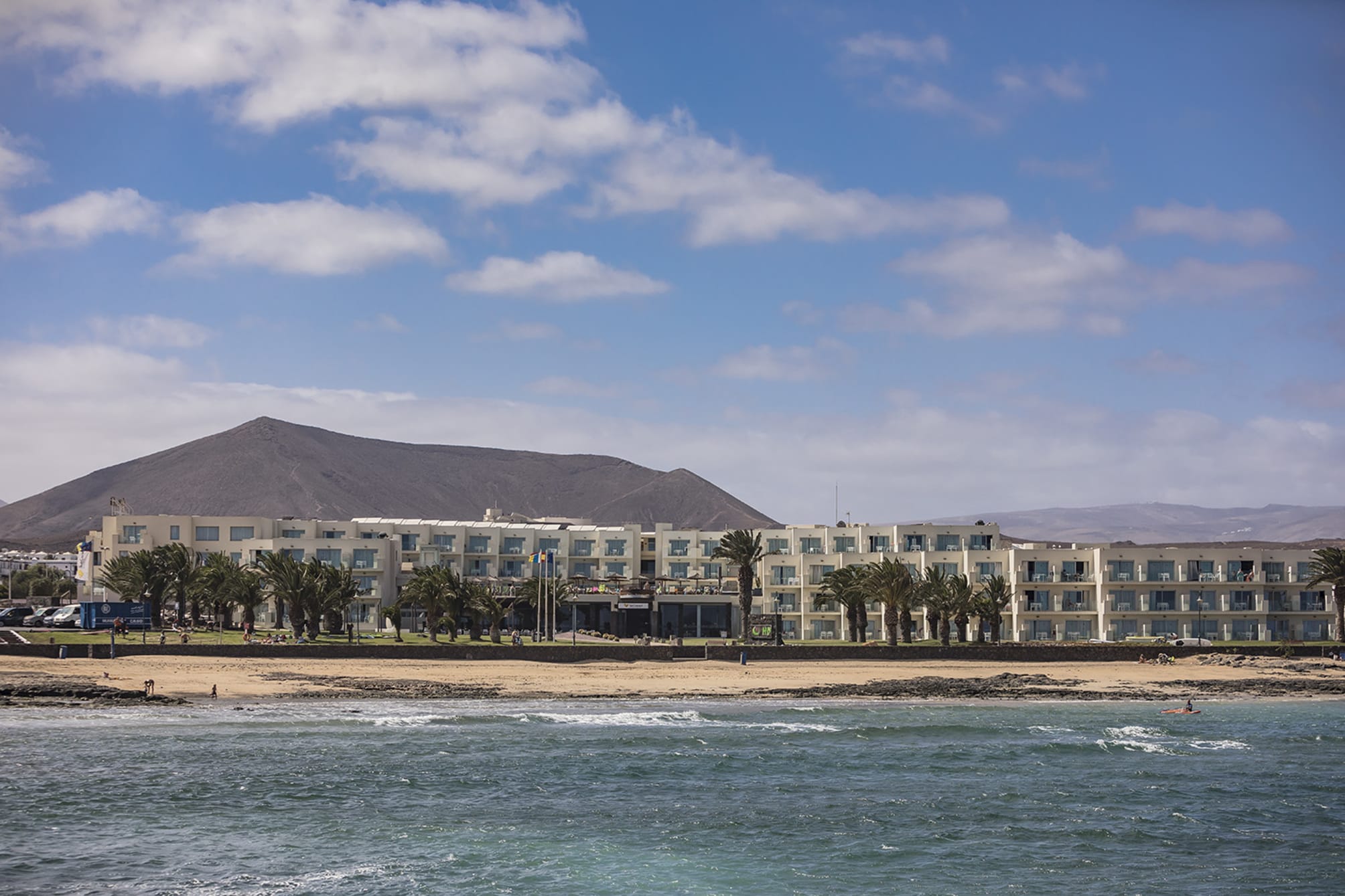 HD Beach Resort & Spa 2