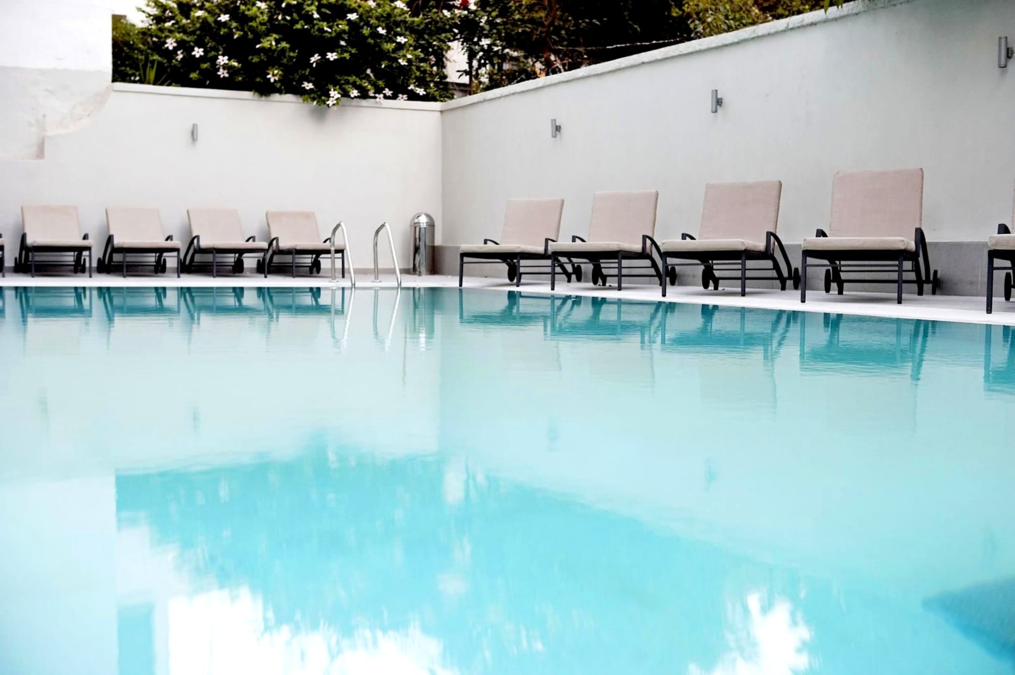 Angela Downtown Hotel 1