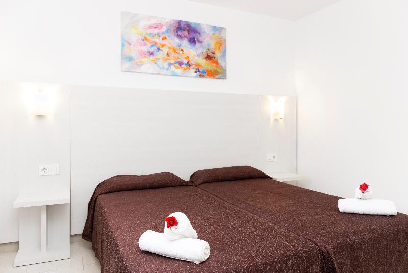 Aparthotel FLORA PARK & AQUAROCK 3