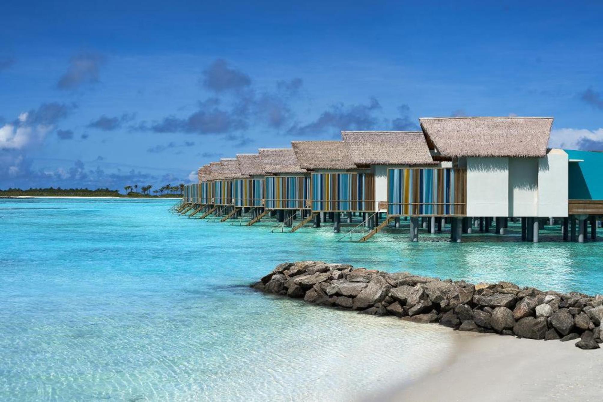 Hard Rock Hotel Maldives 3