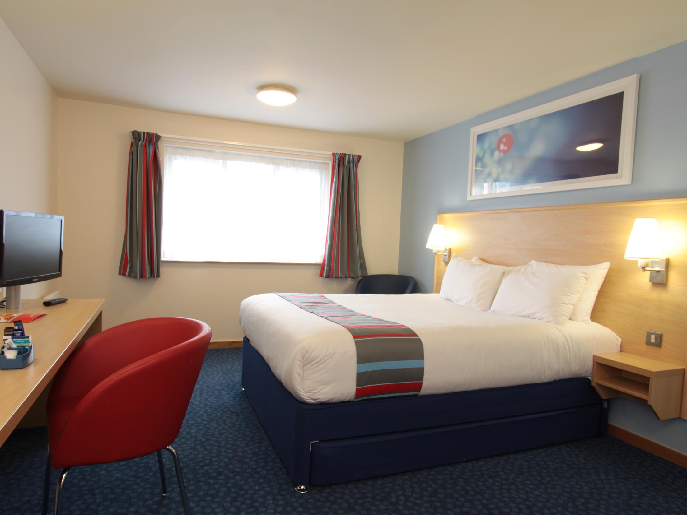 Travelodge Stonehouse 1