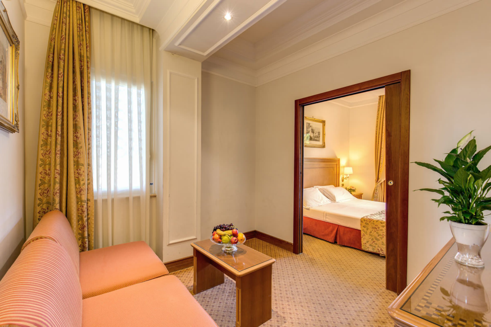 Pinewood Hotel Rome 3