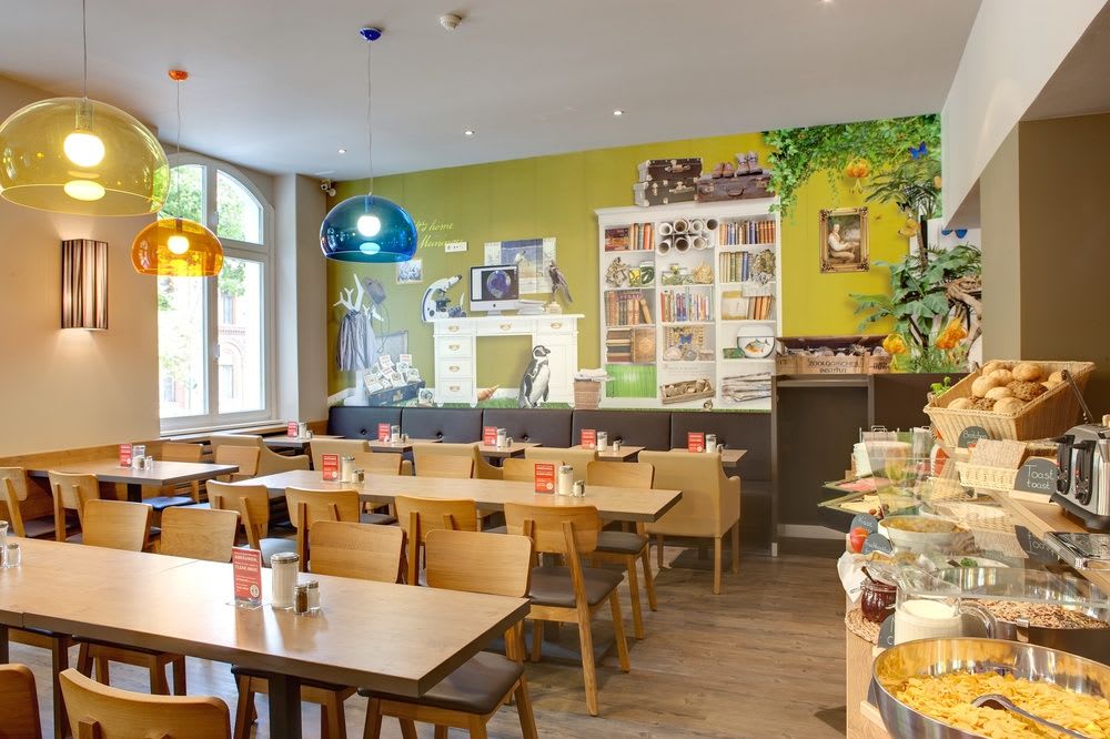 MEININGER Hotel Berlin Mitte 1