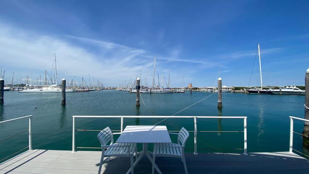 House Boat Rimini Resort 5