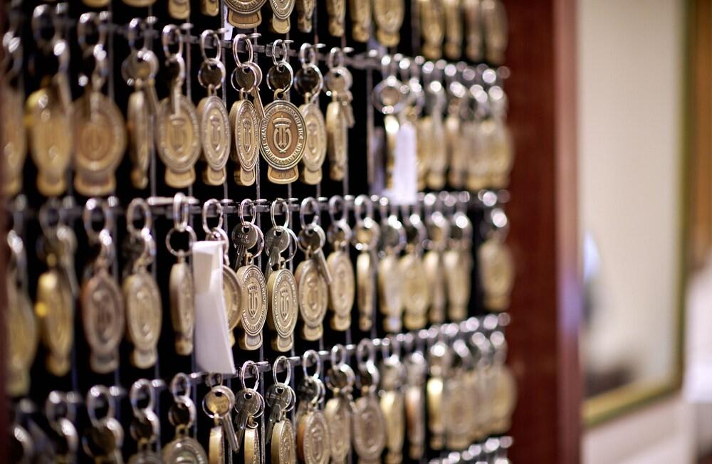 GRANDHOTEL HESSISCHER HOF 5