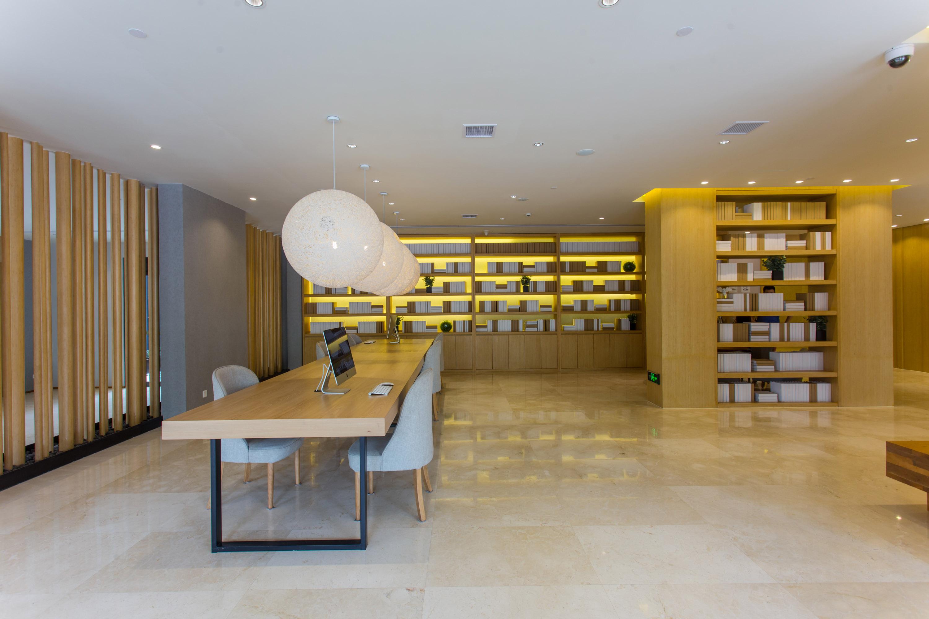 Ji Hotel Shanghai Oriental Pearl Tower 5