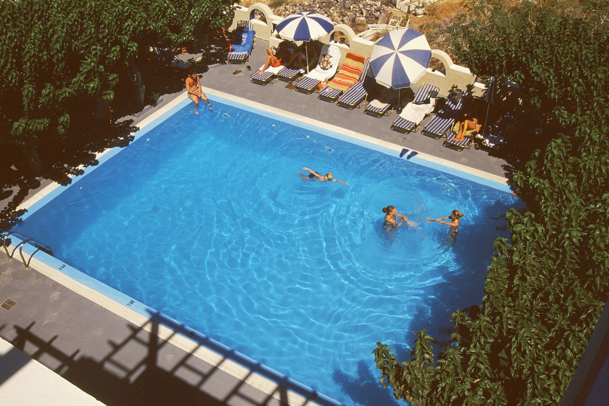 Artemis Santorini 2