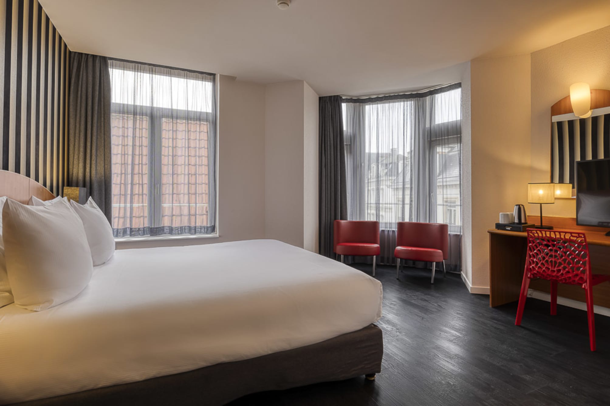 Aris Grand Place Hotel 5