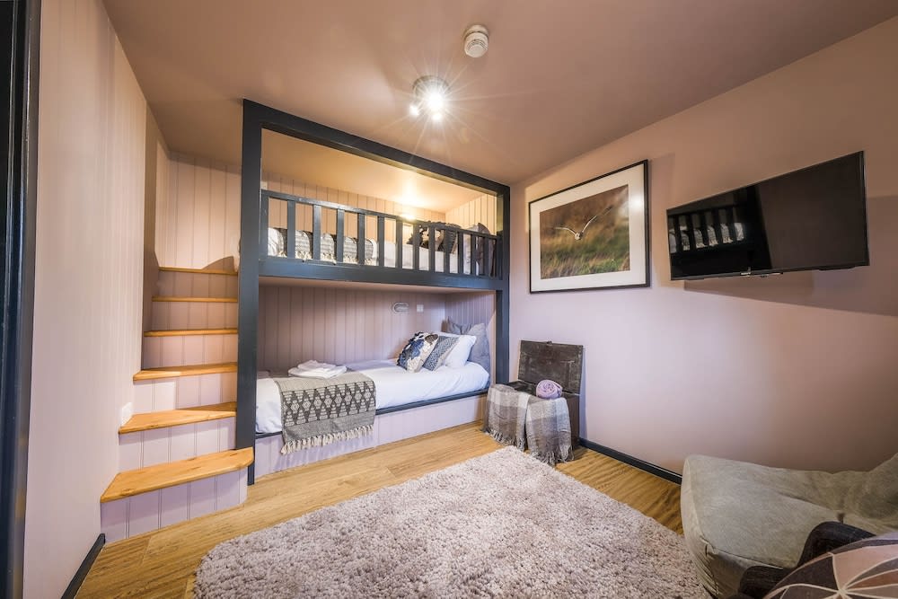 The Westleton Crown 5