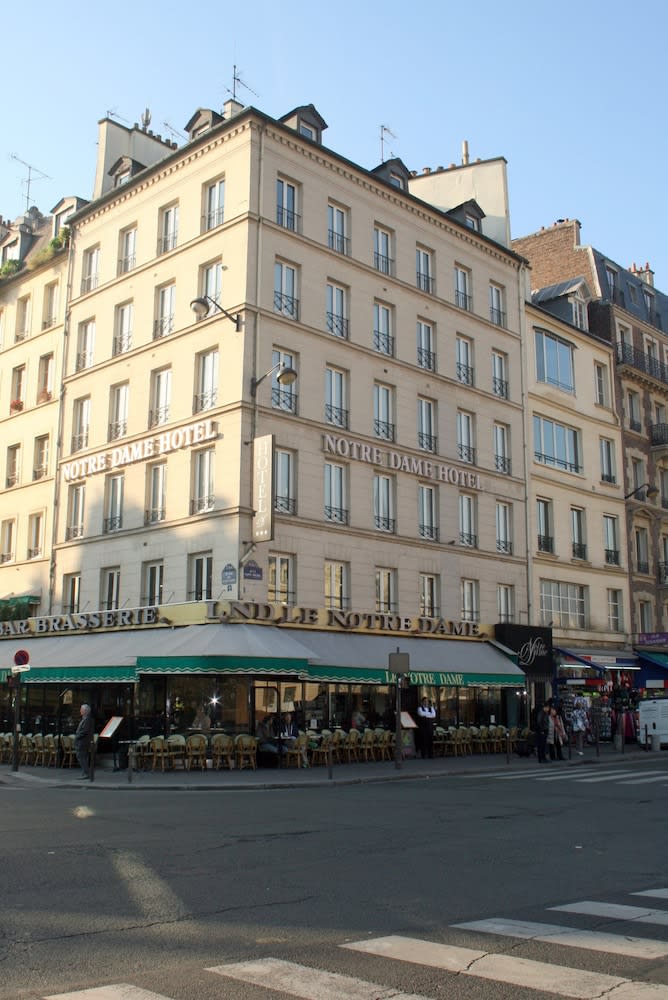 Hotel Le Notre Dame Saint Michel 1
