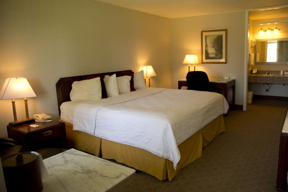 Travelodge by Wyndham Ogallala 4