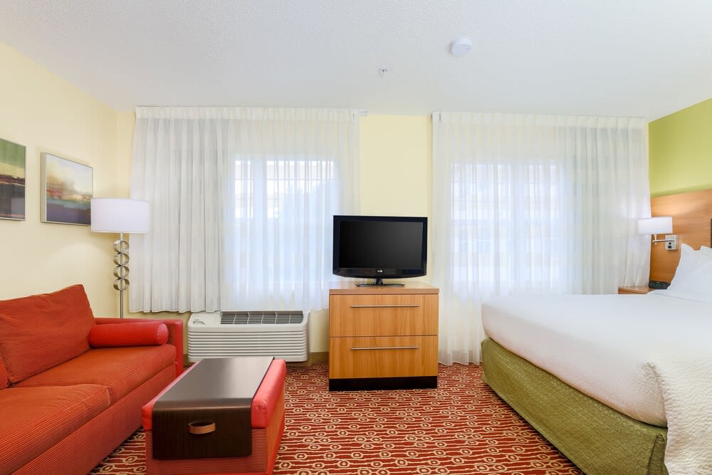 Sonesta Simply Suites Houston Brookhollow 1