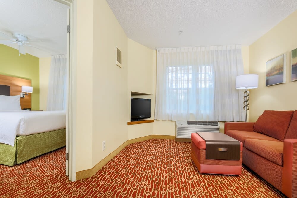 Sonesta Simply Suites Houston Brookhollow 2