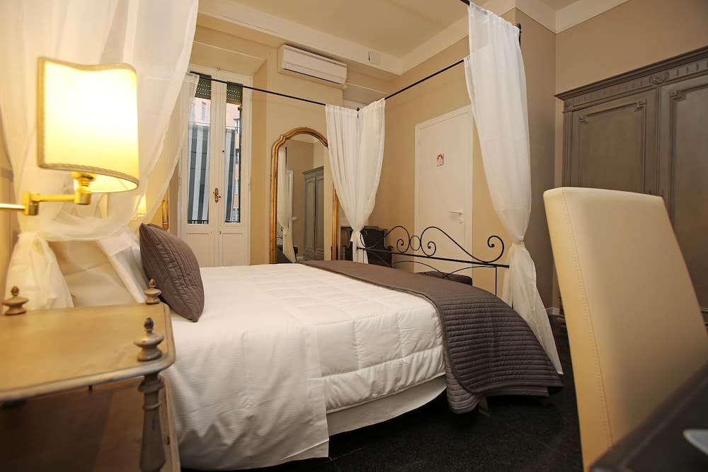 Amica Roma Guest House 1