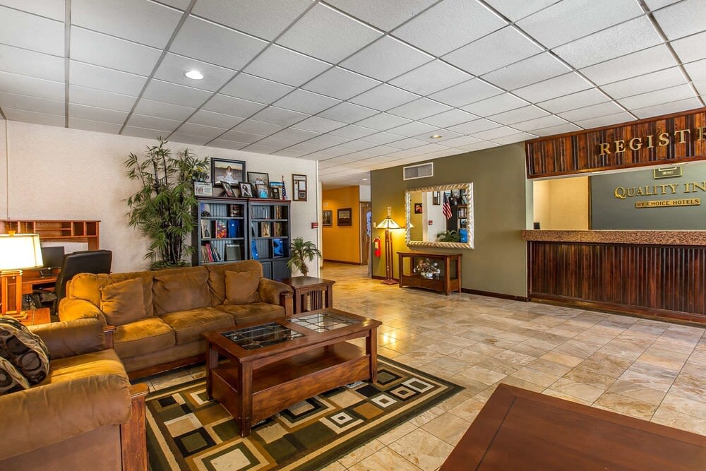 Quality Inn On Historic Route 66 3