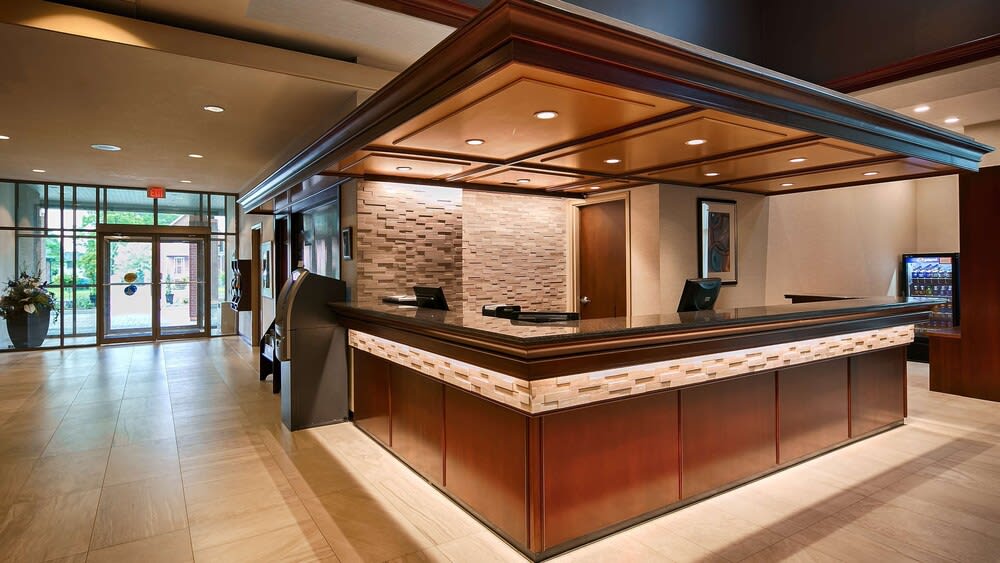 Best Western PLUS The Arden Park Hotel 2