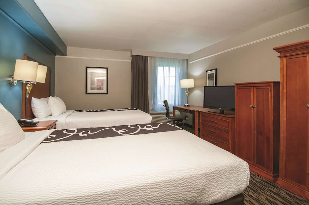 La Quinta Inn by Wyndham San Antonio Brooks City Base 3