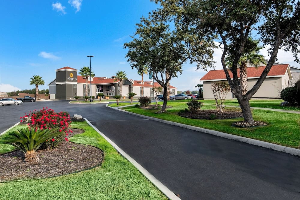 La Quinta Inn by Wyndham San Antonio Brooks City Base 1