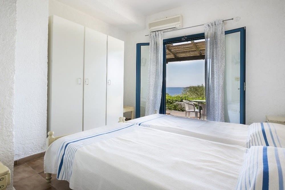 Metaxatos Apartments 5