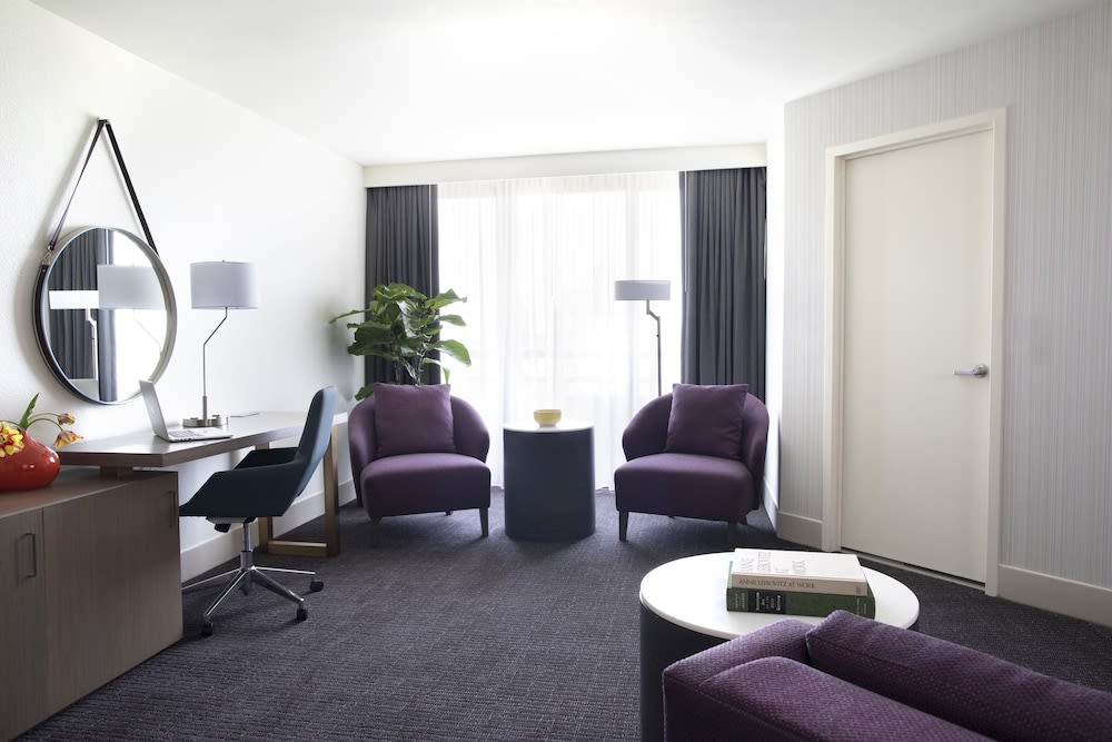 Crowne Plaza ATLANTA PERIMETER AT RAVINIA by IHG 5