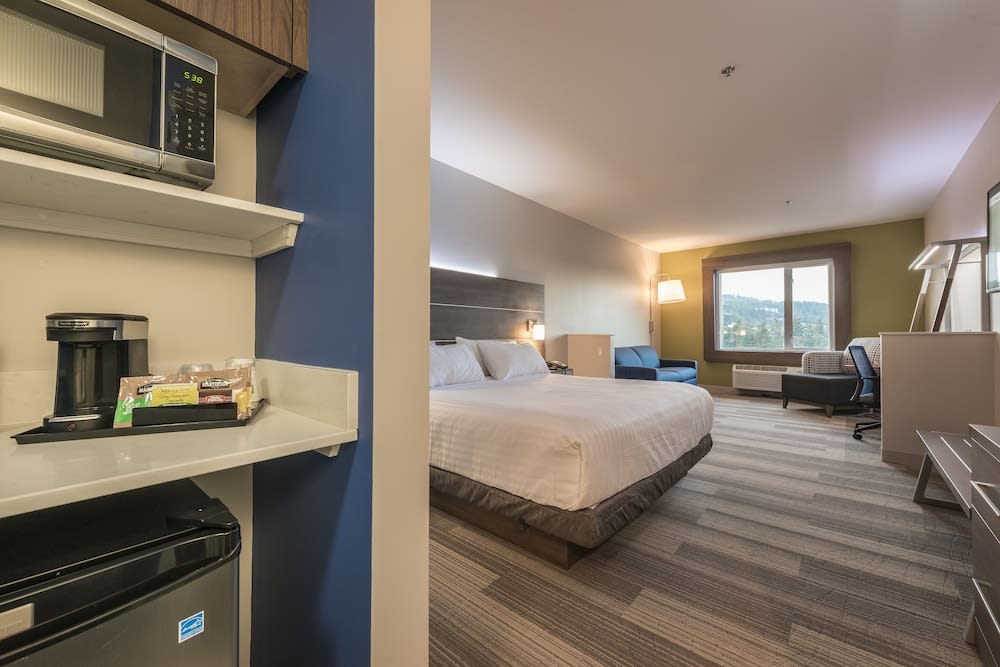 Holiday Inn Express & Suites Victoria - Colwood by IHG 5