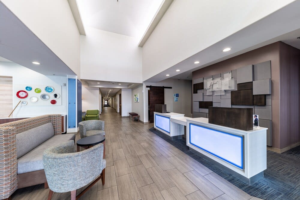 Holiday Inn Express & Suites Fort Worth - Fossil Creek by IHG 2