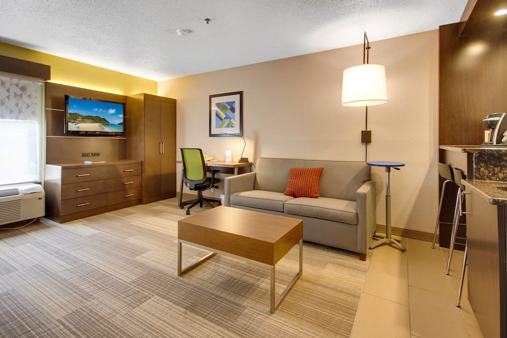 Holiday Inn Express DUBLIN by IHG 2