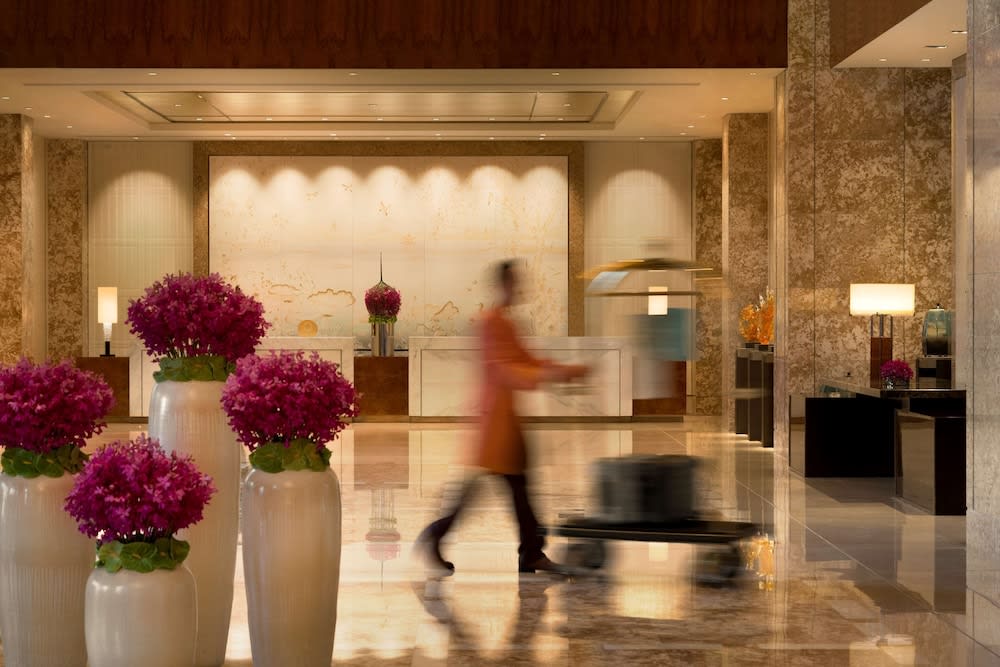 Midtown Shangri-La, Hangzhou, moments from West Lake 2