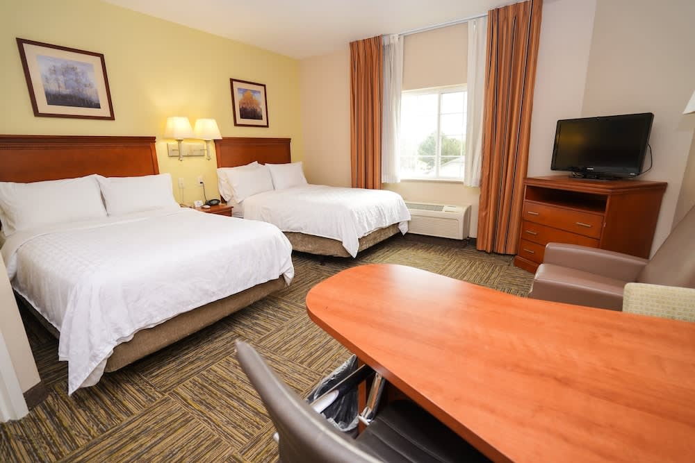 Candlewood Suites Boise - Towne Square, an IHG Hotel 5