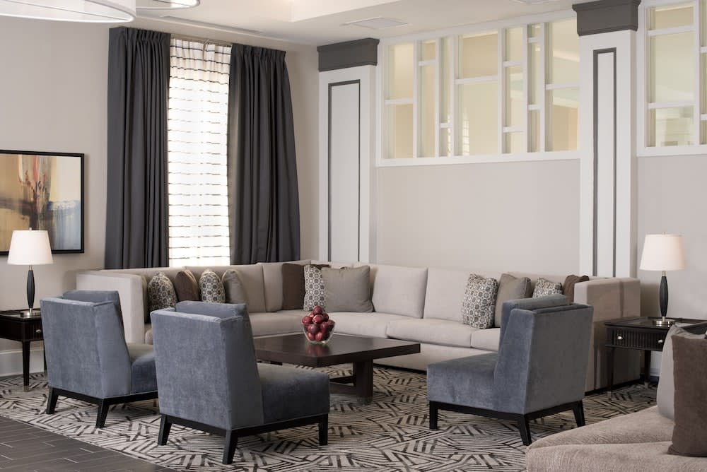 Crowne Plaza GREENVILLE by IHG 2