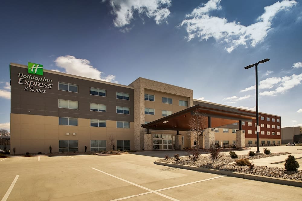Holiday Inn Express & Suites MOUNT VERNON by IHG 1