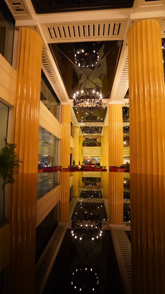 The Heritage Hotel Manila 2