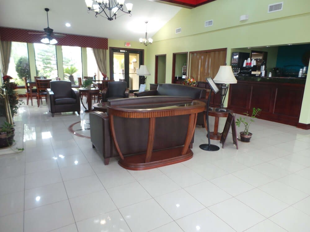 Americas Best Value Inn & Suites-Alvin/Houston 4