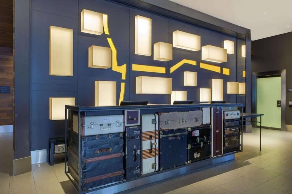 The Chicago Hotel Collection - Magnificent Mile 5