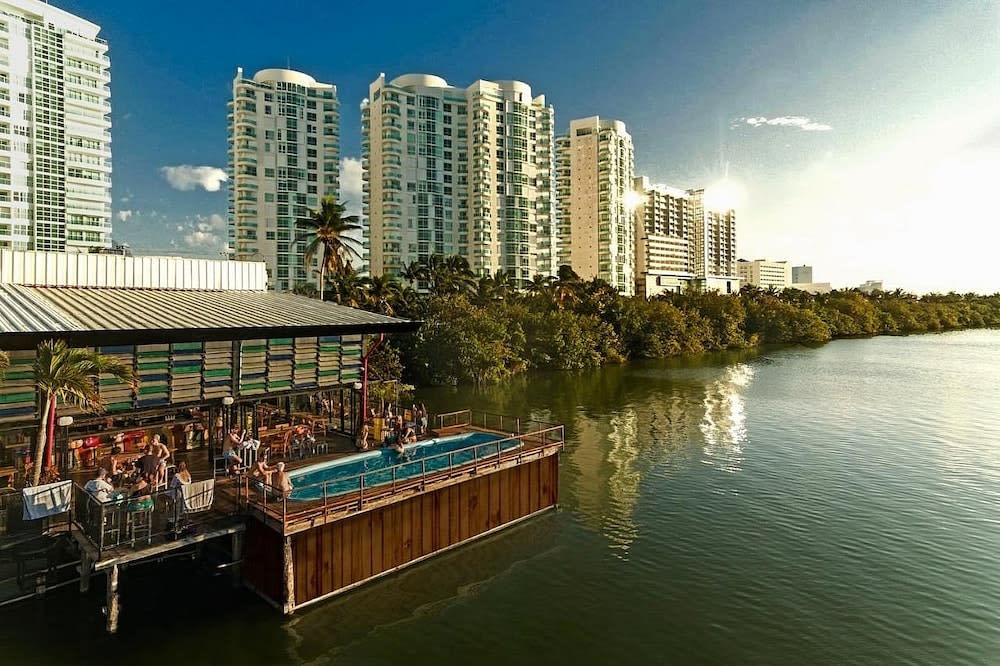 Mayan Monkey Cancun - Social Hotel 1