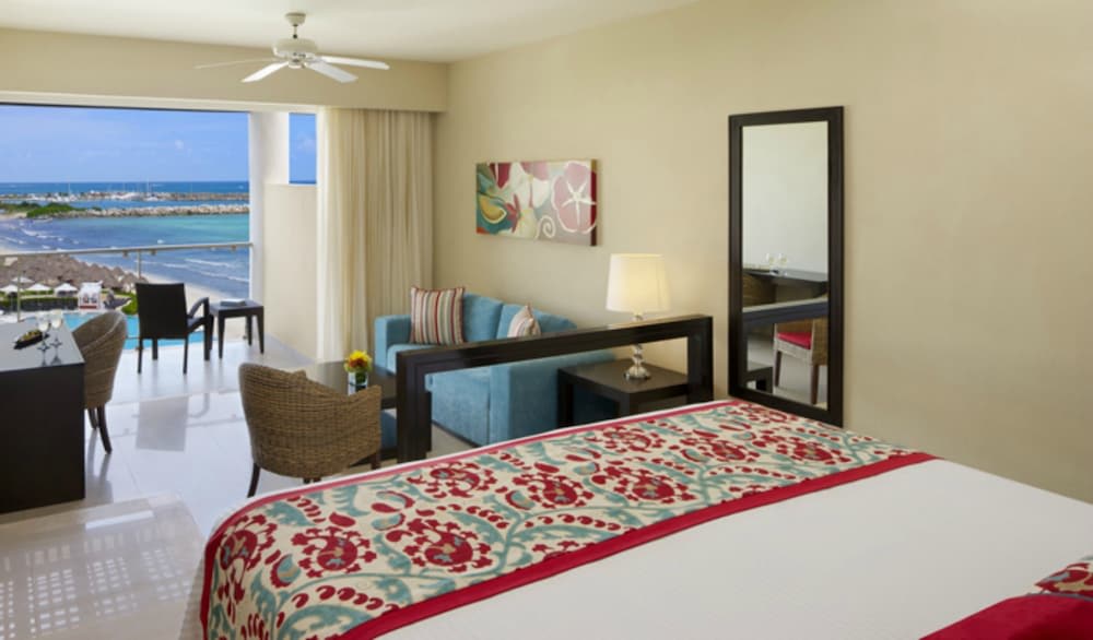 Dreams Jade Resort & Spa - All Inclusive 4